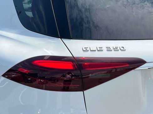 Used 2024 Mercedes-Benz GLE 350 4MATIC image 10