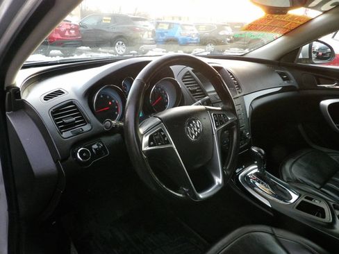 Used 2013 Buick Regal Premium image 6