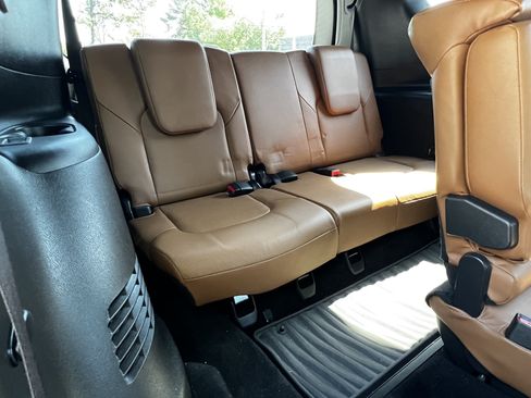 Used 2024 INFINITI QX80 Sensory AWD/4WD image 49