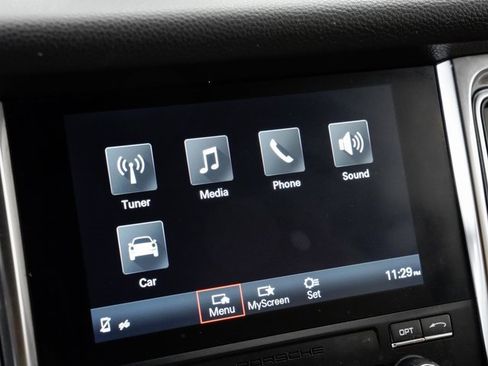 Used 2017 Porsche Macan image 17