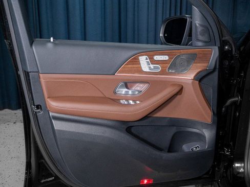 Certified 2026 Mercedes-Benz GLS 450 450 4MATIC&reg; SUV image 13