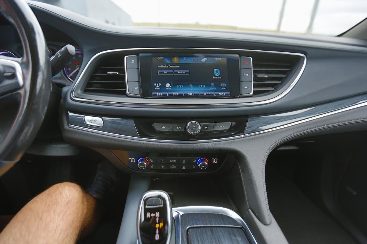 Used 2018 Buick Enclave Premium w/ Trailering Package FWD image 8