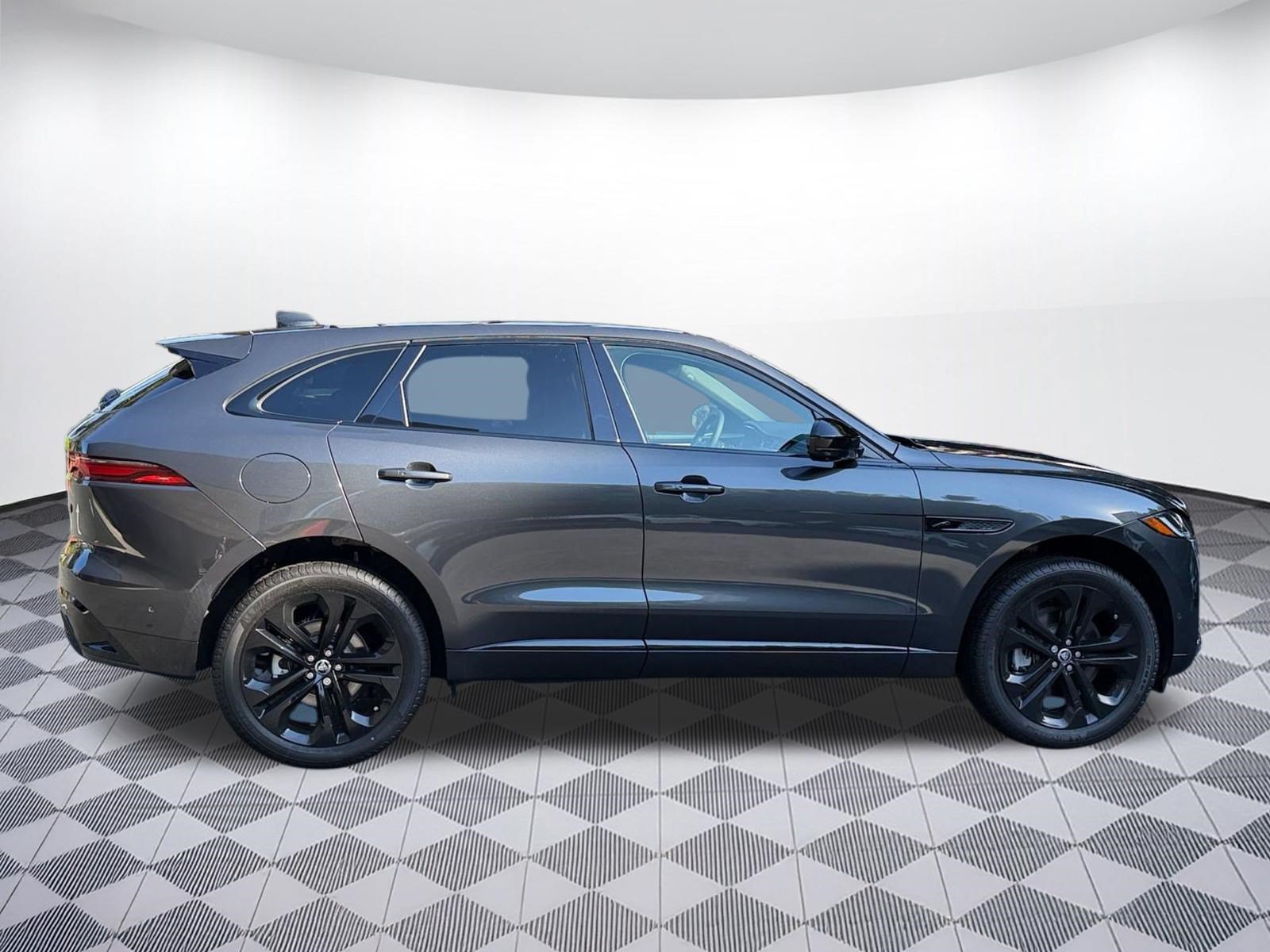 New 2026 Jaguar F-PACE R-Dynamic S AWD/4WD image 8