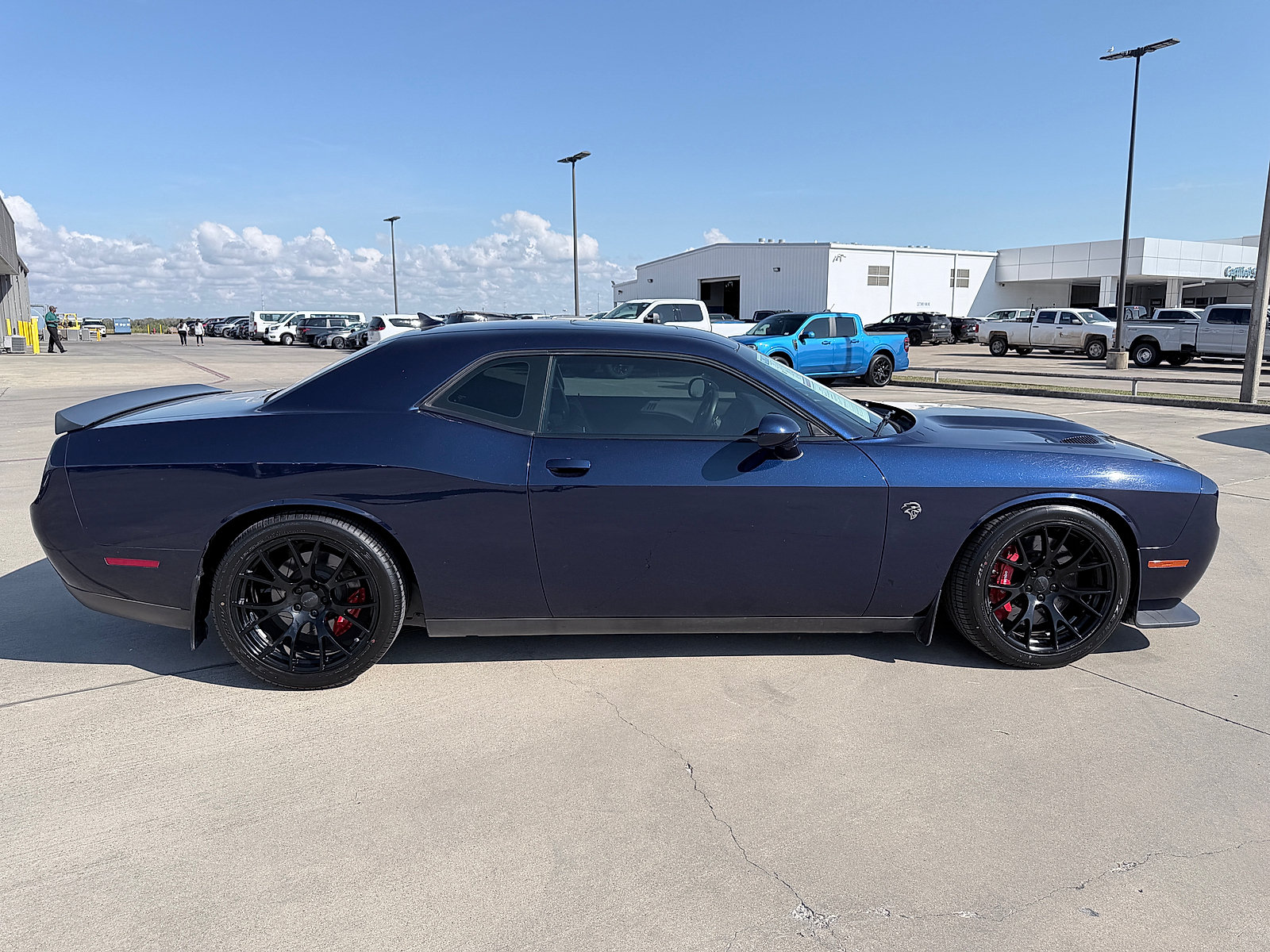 Used 2016 Dodge Challenger SRT Hellcat RWD image 8