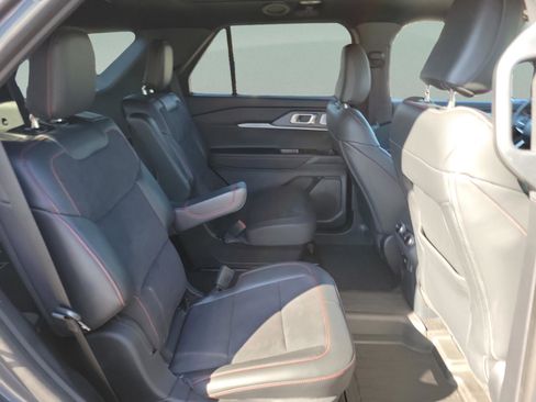 Certified 2025 Ford Explorer ST w/ Sun And Sound Package image 28