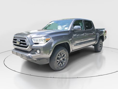Certified 2023 Toyota Tacoma SR5 RWD image 3