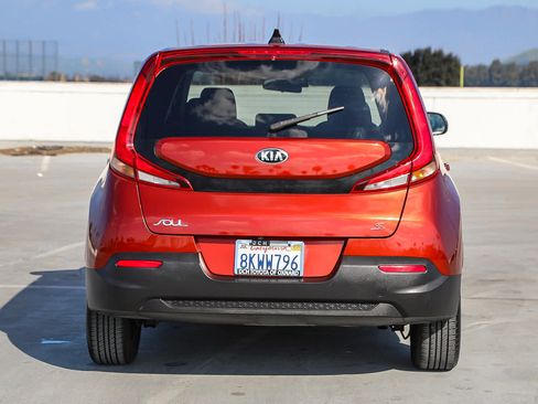 Used 2020 Kia Soul S image 6