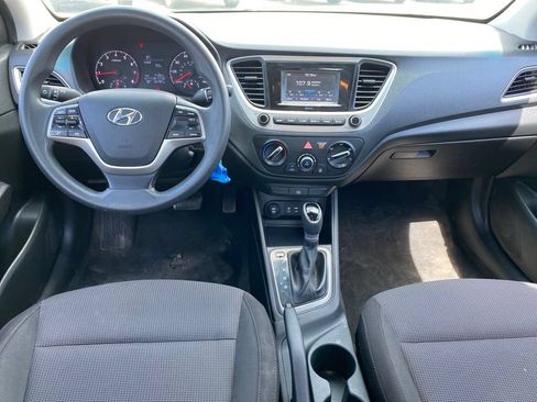 Used 2018 Hyundai Accent SE FWD image 4