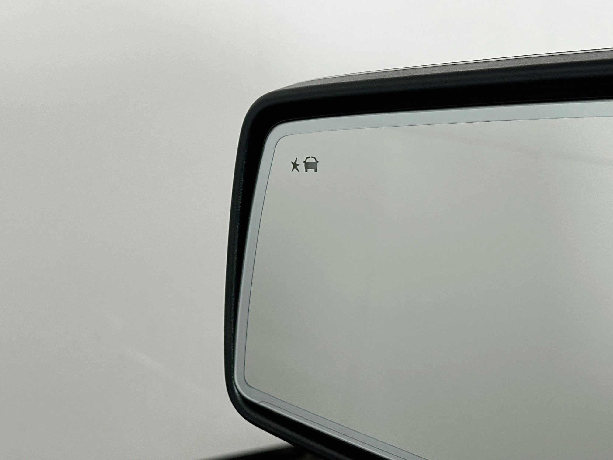 Used 2021 GMC Sierra 1500 SLT AWD/4WD image 16