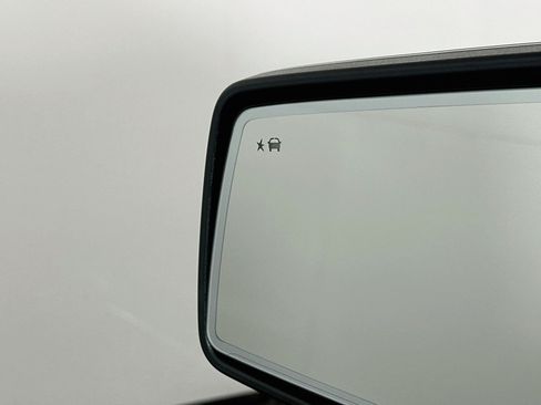 Used 2021 GMC Sierra 1500 SLT AWD/4WD image 16