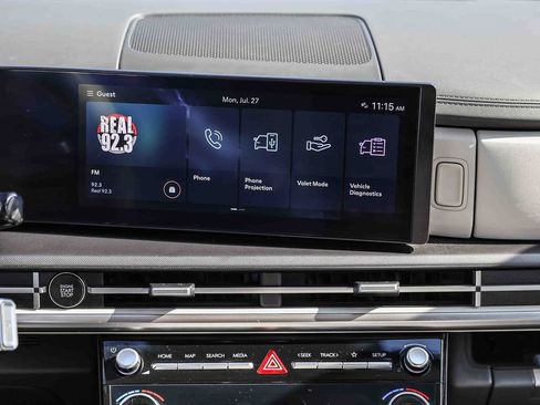 Used 2025 Hyundai Santa Fe SEL FWD image 14