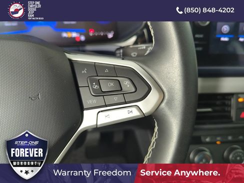 Used 2022 Volkswagen Taos SE FWD image 22