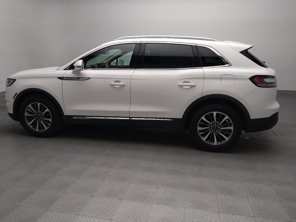 Used 2021 Lincoln Nautilus FWD w/ Equipment Group 101A image 3