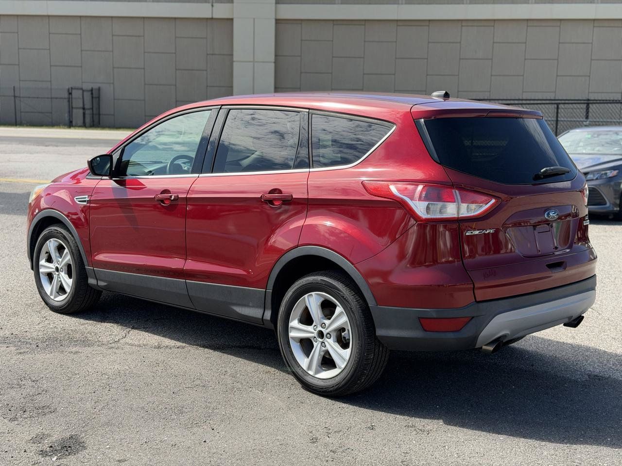 Used 2014 Ford Escape SE FWD image 6