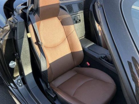 Used 2013 MAZDA MX-5 Miata Grand Touring RWD image 18
