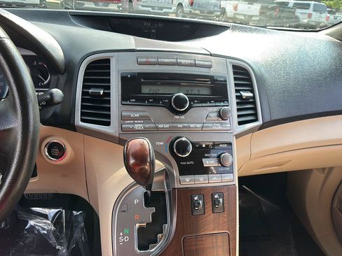 Used 2009 Toyota Venza AWD w/ Comfort Pkg image 29