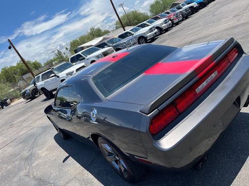 Used 2014 Dodge Challenger SXT RWD image 47