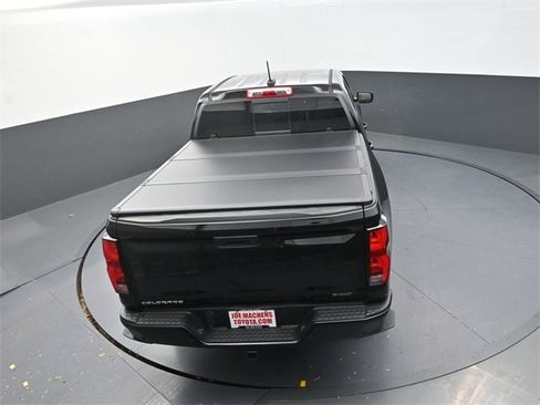 Used 2025 Chevrolet Colorado Z71 w/ Technology Package image 24