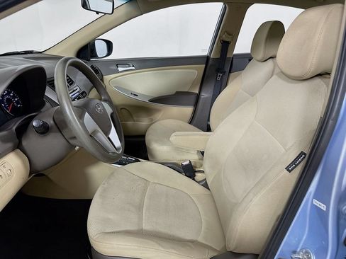 Used 2012 Hyundai Accent GLS FWD image 8