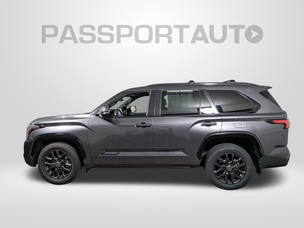 Used 2024 Toyota Sequoia Platinum AWD/4WD image 2
