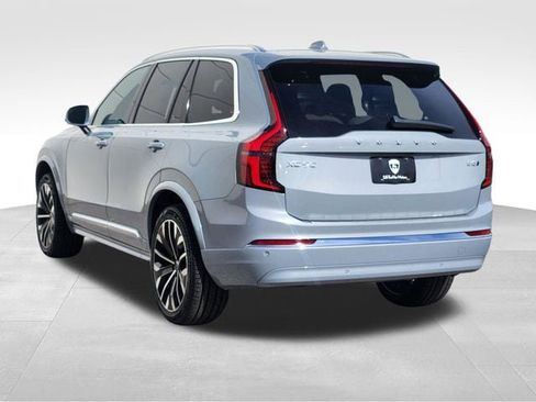 Certified 2025 Volvo XC90 B5 Core w/ Protection Package Premier image 5