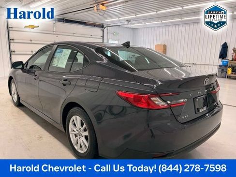 Used 2025 Toyota Camry LE w/ Convenience Package FWD image 4