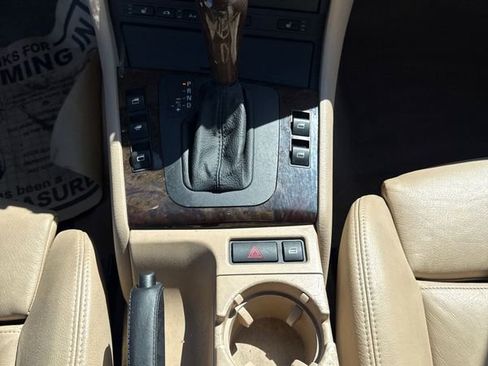 Used 2005 BMW 325Ci Convertible RWD image 26