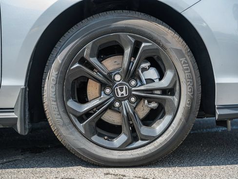 Certified 2025 Honda Accord SE image 12