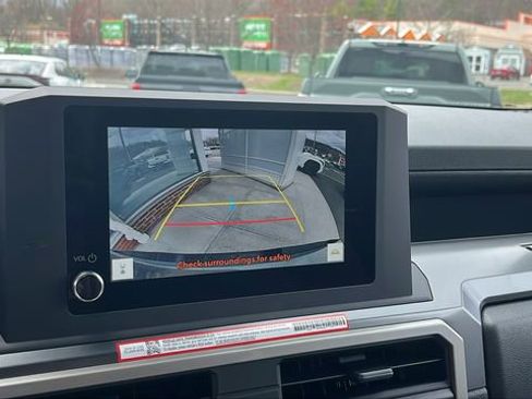 New 2026 Toyota Tacoma SR5 AWD/4WD image 12