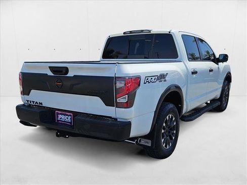 Used 2021 Nissan Titan PRO-4X w/ Pro-4x Convenience Package image 5