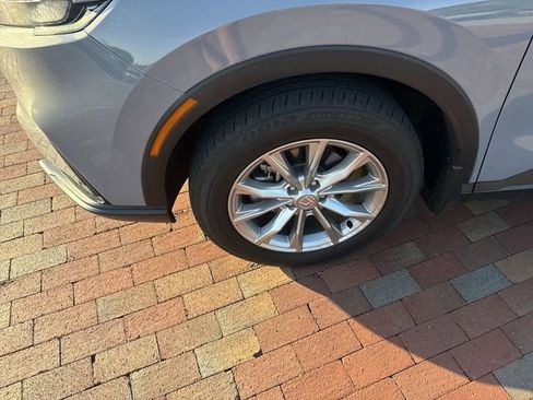 Used 2024 Honda CR-V EX-L image 2