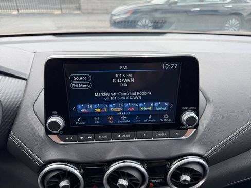 Used 2025 Nissan Sentra SV FWD image 20