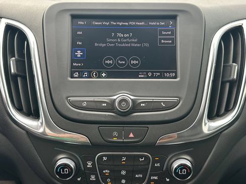 Used 2022 Chevrolet Equinox LT FWD image 29