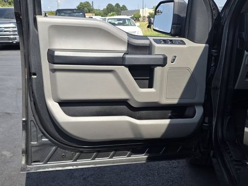 Used 2020 Ford F150 XL w/ Equipment Group 101A Mid RWD image 16