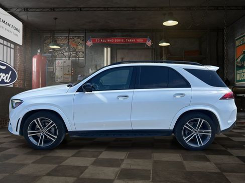 Used 2022 Mercedes-Benz GLE 350 4MATIC w/ AMG Line Exterior image 3