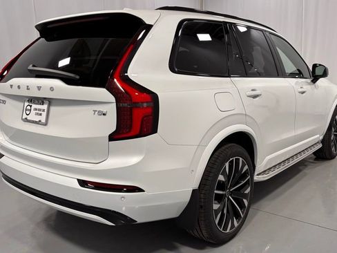 New 2026 Volvo XC90 T8 Ultra w/ Protection Package Premier image 6