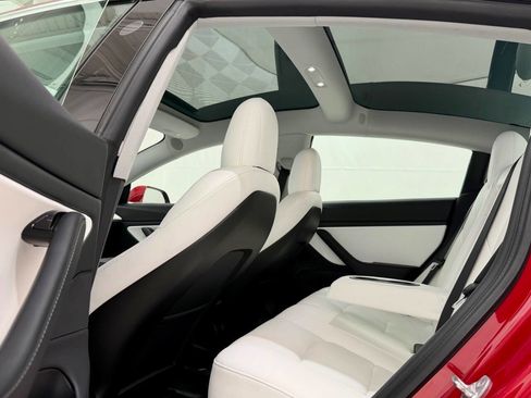 Used 2020 Tesla Model 3 Long Range image 11