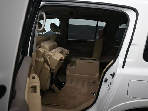 Used 2011 Nissan Armada Platinum w/ 2nd Row Captain Seat Pkg RWD image 33