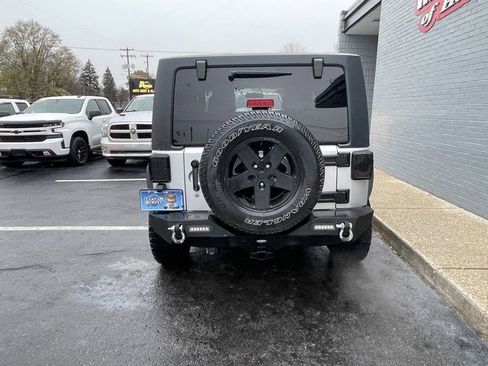 Used 2011 Jeep Wrangler Sport image 6