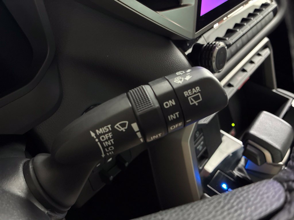 Certified 2025 Toyota Sequoia Limited w/ Tow Technology Package AWD/4WD image 34