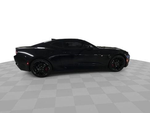 Used 2022 Chevrolet Camaro LT w/ RS Package RWD image 9