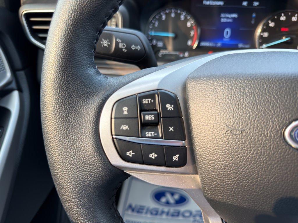 Used 2024 Ford Explorer Limited AWD/4WD image 29