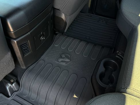 Used 2022 RAM 1500 Warlock AWD/4WD image 26