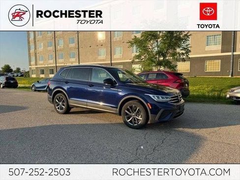 Used 2022 Volkswagen Tiguan SE AWD/4WD image 81