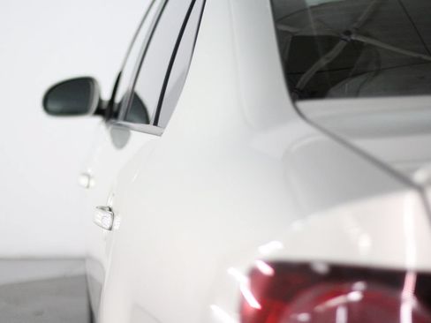 Used 2010 Volkswagen Jetta Limited Edition FWD image 49