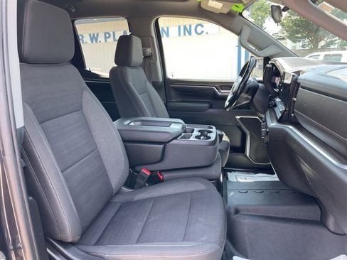 Used 2023 Chevrolet Silverado 1500 LT image 19