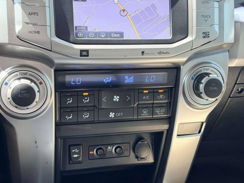 Used 2014 Toyota 4Runner Limited AWD/4WD image 5