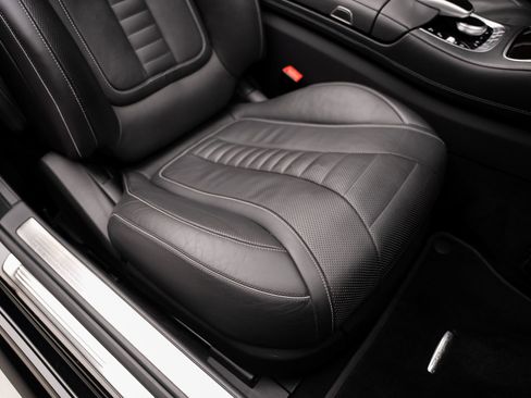 Used 2018 Mercedes-Benz S 560 Cabriolet image 67