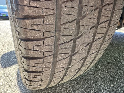 Used 2019 Cadillac Escalade Luxury image 10