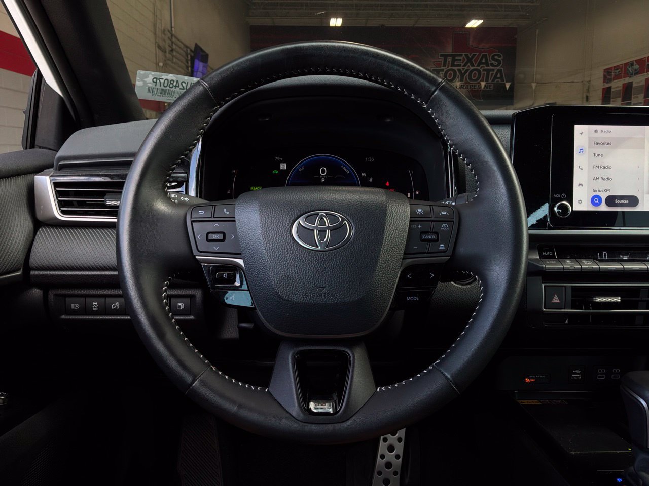 Used 2026 Toyota Camry SE FWD image 34